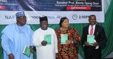 Sen Onor launches new book.