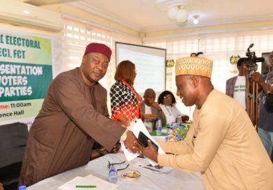 FCT Area Council Election: INEC Publishes Register of 1,680,315 Votets, Resumes CVR Excercise in Anambra State FCT Area Council Election: INEC Publishes Register of 1,680,315 Votets, Resumes CVR Excercise in Anambra State