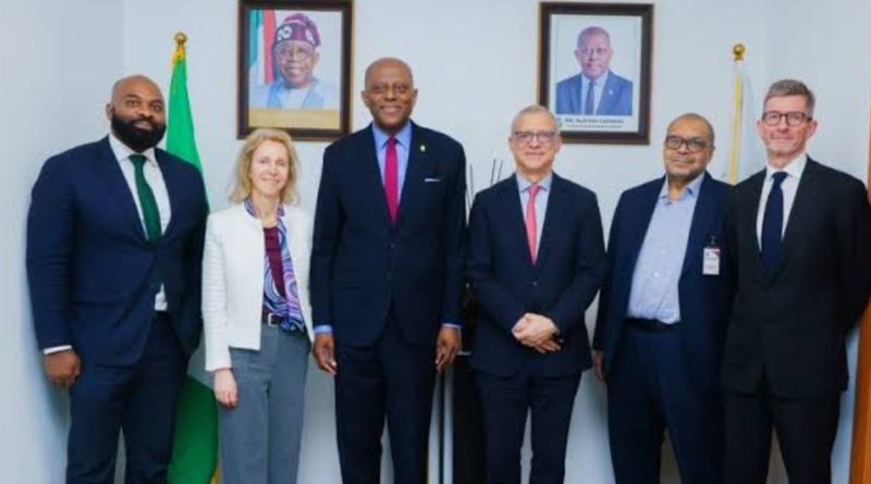 CBN Governor Reaffirms Commitment to Financial Sector Reform, hosts British International Investment Team