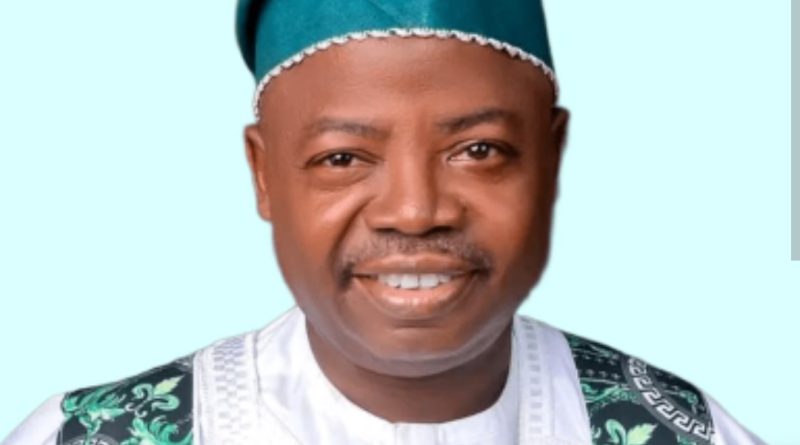 Heirs, Thrones, Altars, and the Priesthood: An Apostolic Reflection on Ministry Succession