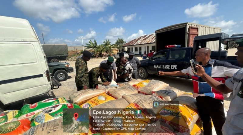 Nigerian Navy Hands Over 125 Bags of Smuggled Rice to Customs in Lagos
