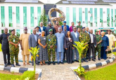 Defence Minister Pushes Stronger Security-Industry Partnership to Boost Oil Production