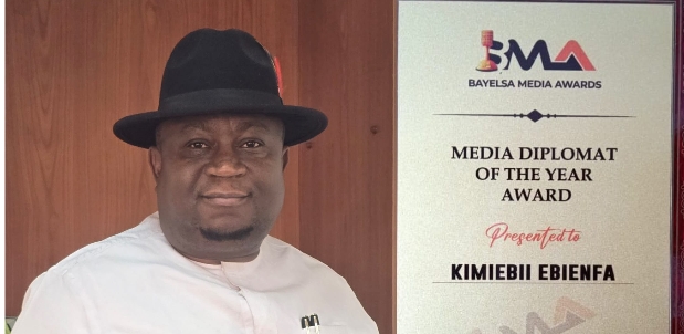 EBIENFA BAGS MEDIA DIPLOMAT OF THE YEAR AWARD AT BAYELSA MEDIA AWARDS EBIENFA BAGS MEDIA DIPLOMAT OF THE YEAR AWARD AT BAYELSA MEDIA AWARDS